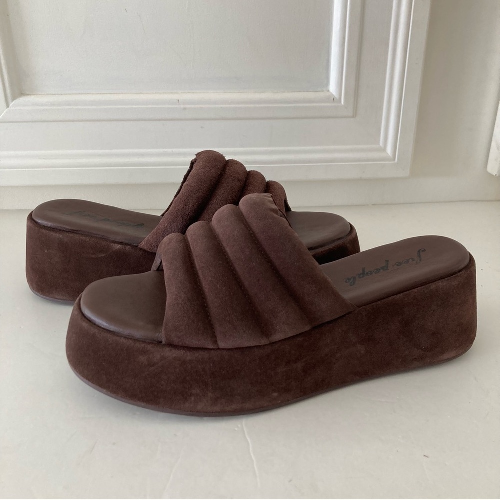 NWOT Free People Almost Paradise Chocolate Suede Slip On Platforms Sz 40